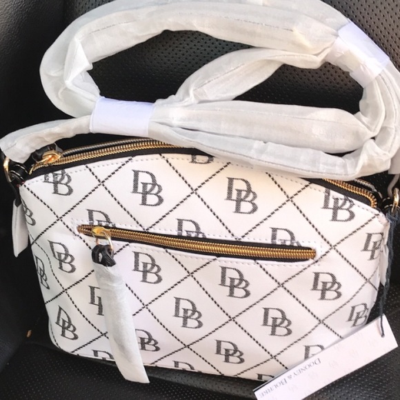 D&B Maxi Quilt Suki Crossbody - Picture 2 of 5